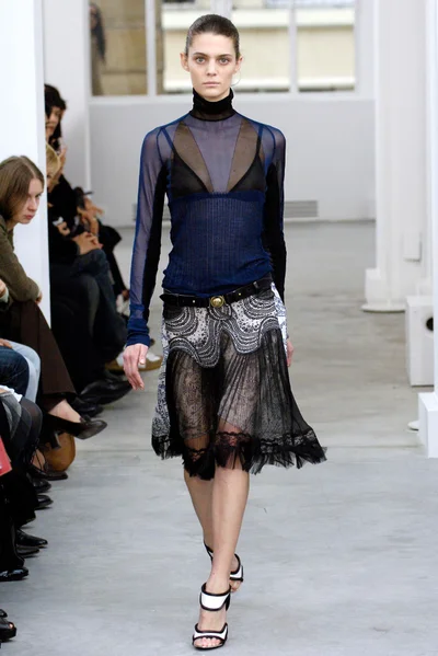 Look 17
